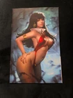 VAMPIRELLA #1 VIRGIN DERRICK CHEW VARIANT
