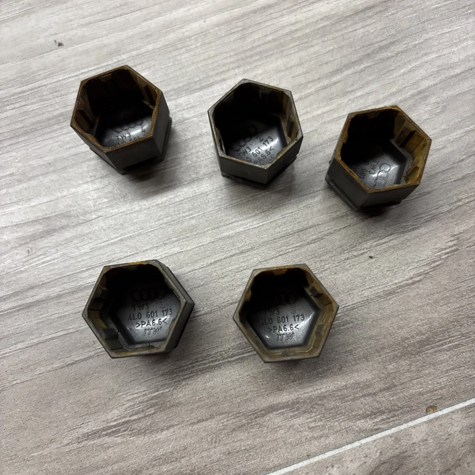 Audi Q7 2007-2015 4L 5 tuercas tuerca perno tapa juego de 5 4L0601173 Foto 3 de 4