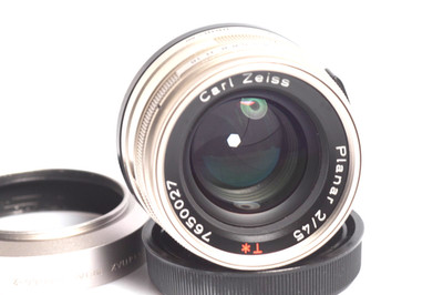 Contax Planar 2/45 T* Carl Zeiss Weitwinkel Lens Chrom G1/G2 with lens hood