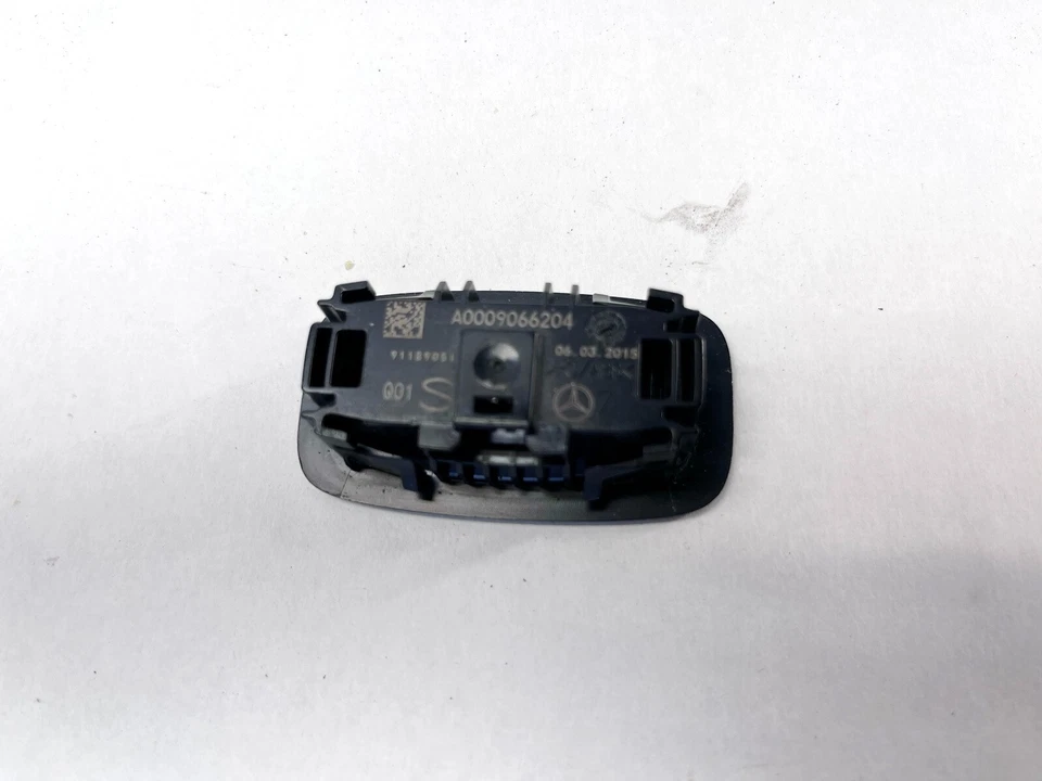 15-17 MERCEDES S MAYBACH W222 LÂMPADA DE CORTESIA INTERIOR ESQUERDA OU DIREITA FABRICANTE DE EQUIPAMENTO ORIGINAL - Imagem 2 de 3