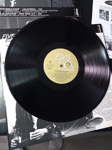 Vintage ELVIS PRESLEY Vinyl Record Golden Celebration 1984 Box Set - Picture 7 of 23