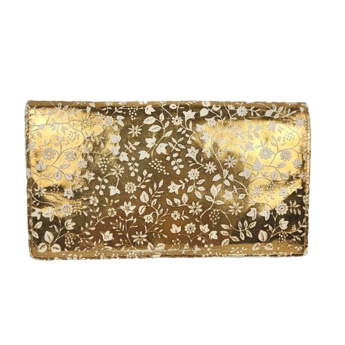 Vintage Shiny Cloth Clutch w/Gold Scalloped Frame & Clasp | eBay display picture 3