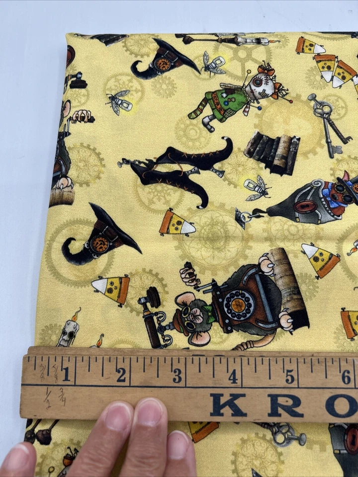 Steampunk Halloween 2~ ¡Tela de lanzamiento! Artesanía de acolchado amarillo algodón de 1 yarda x 44" Foto 3 de 3