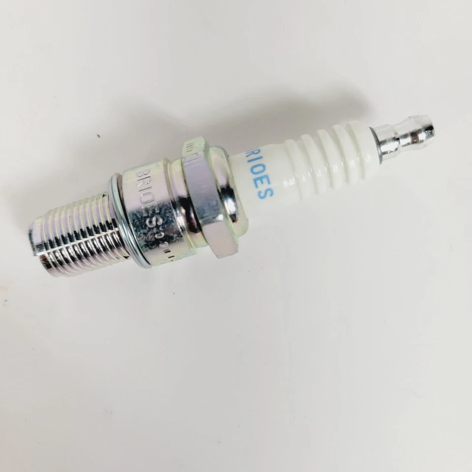 Bujía NGK BR10ES #4832 apta para Suzuki RM85 RM85L RM80 Foto 2 de 4