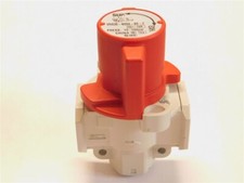 SMC VHS30-N03A-S-Z Pressure Relief 3 Port Valve Single Action 3/8" NPT 15-150PSI