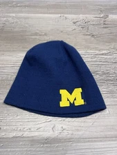 University of Michigan U of M Wolverines Beanie Knit Winter Hat Blue Embroidered