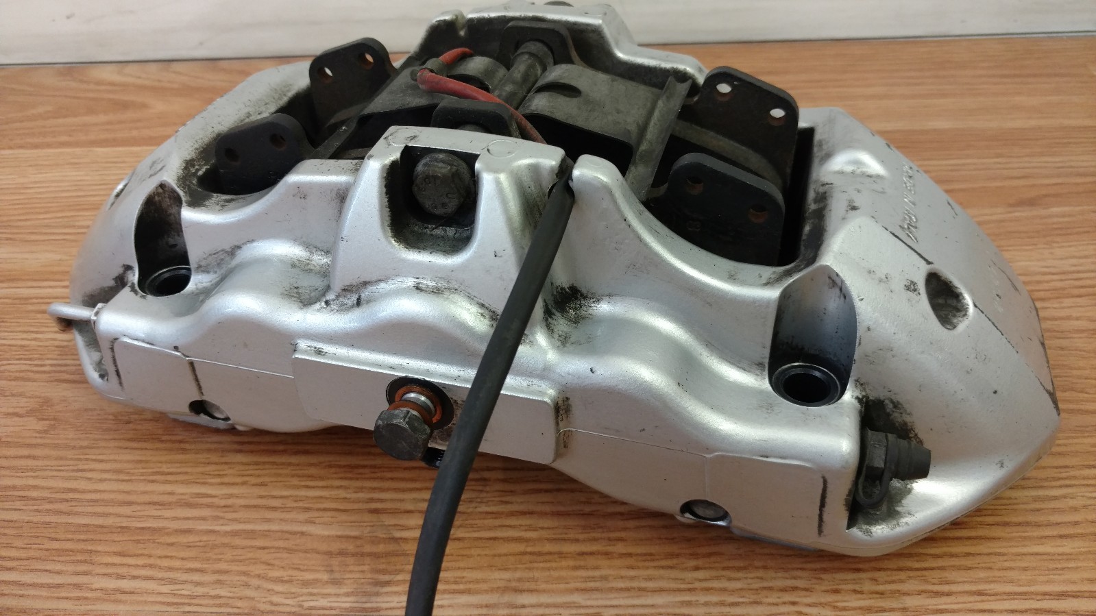 LAMBORGHINI MURCIELAGO LP640 CARBON CERAMIC REAR BRAKE CALIPER OEM