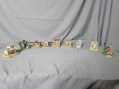 International Resourcing Services Mini Village Painted Houses Lot of 9