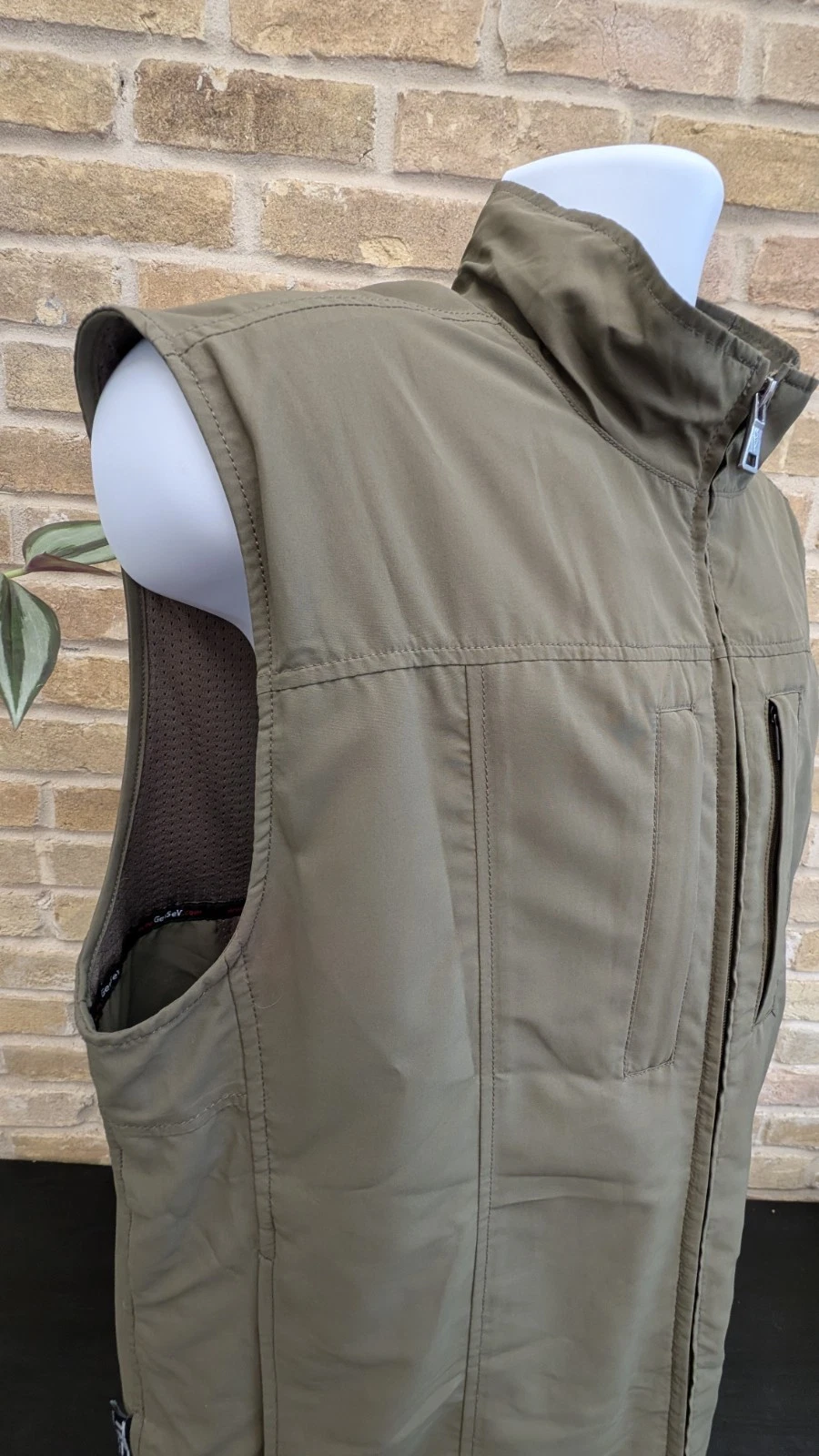 SCOTTeVEST RFID Travel Vest Olive Green Mens Large Utility Tec Full Zip NICE!