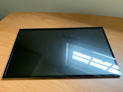 Dell Optiplex 5260 21.5'' FHD TouchScreen LCD All-In-One Desktop Assembl