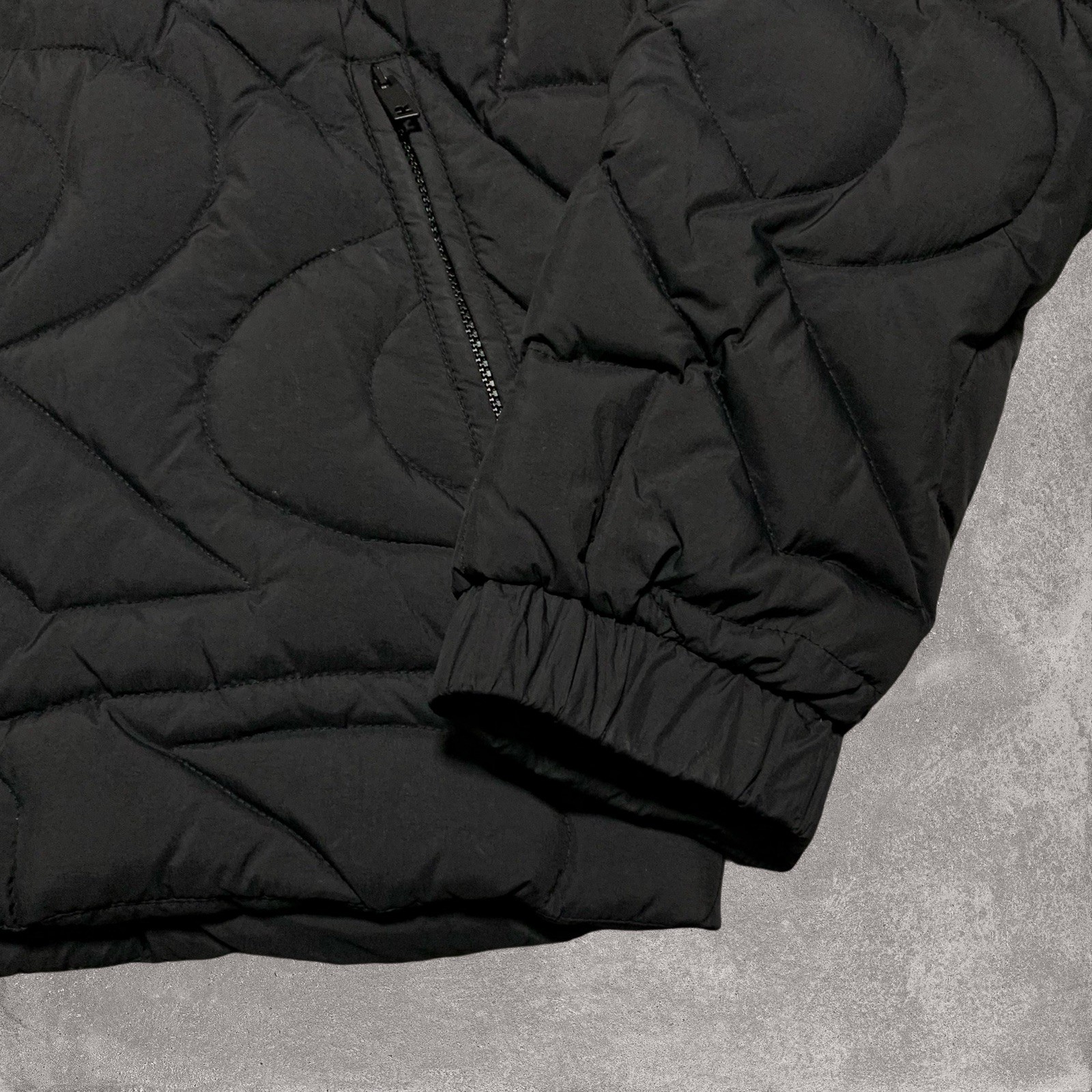 Represent Small Puffer Jacket Initial Lightweight… - image 3