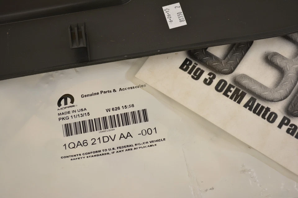 Dodge Nitro 2007-2009 asiento lateral pasajero protector bisel cubierta nuevo OEM 1QA621DVAA Foto 3 de 3