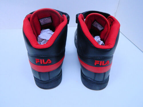 Scarpe FILA Vulc nere rosse HI TOP 1SC60526-30 taglia 10,5 - Foto 3 di 6