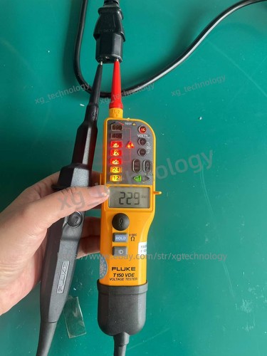 1 PCS Fluke T150 VDE OR FLUKE T150 Electrical Tester/working/nice... - Picture 2 of 4