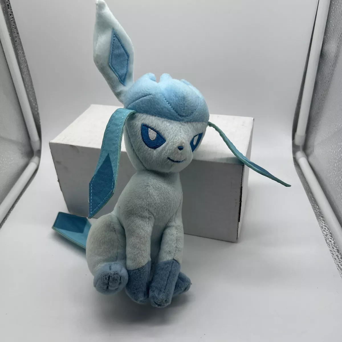 Pokémon 8 Plush - Eevee 