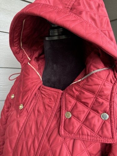 Burberry Brit Red Diamond Quilted Short Jacket Hooded Zip Coat Womens Size M - Picture 3 of 23