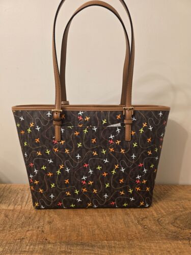 Michael Kors Jet Set 3-Piece Set Tote, Crossbody & Pouchette – Airplane Print - Picture 8 of 17