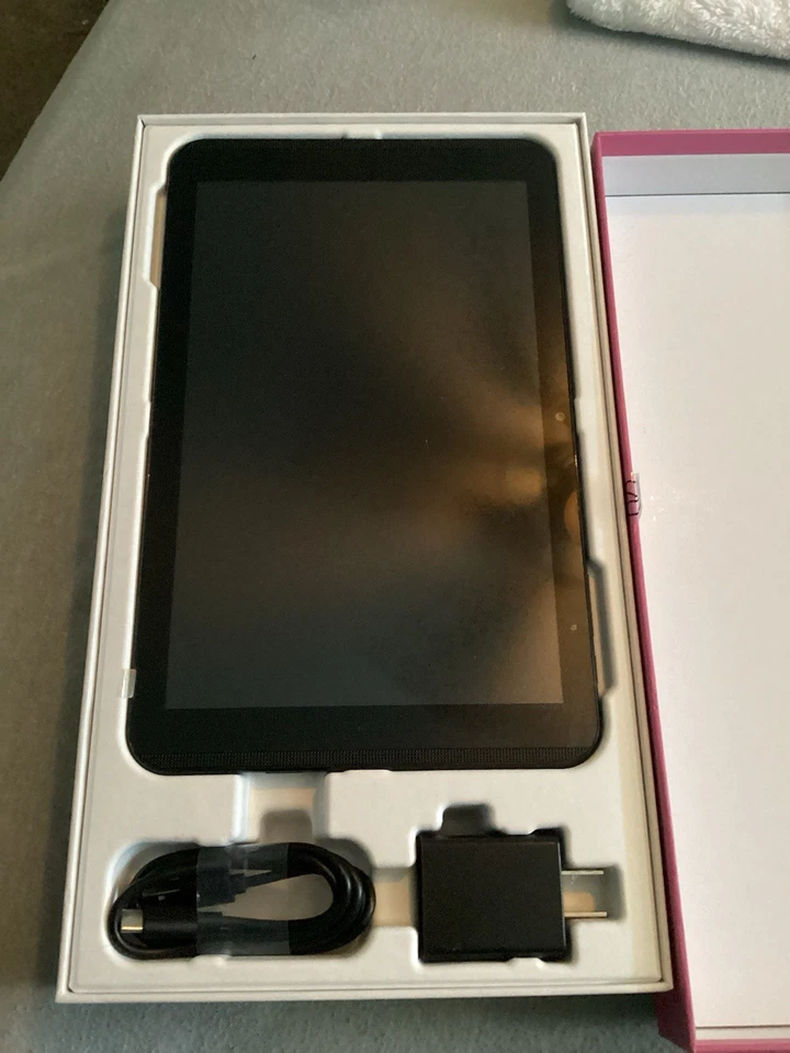 ME KIDS Google Kids Space 64GB 10in Learning Tablet MEK10BP64PNKK Pink BRAND NEW - Image 3 of 3