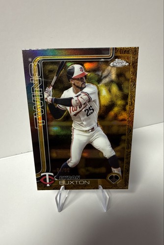 2025 Topps Gilded Collection #17 Byron Buxton | Baseball Card