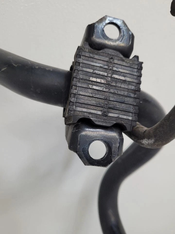 2018-2022 CHEVROLET EQUINOX Stabilizer Bar Front FWD 84161350 18-22 — 第 3/4 张图片