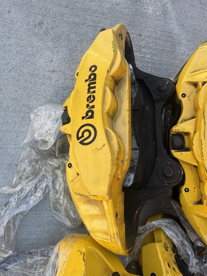 2018-2021 Jeep Grand Cherokee Trackhawk Calipers Front & Rear - Image 3 of 4