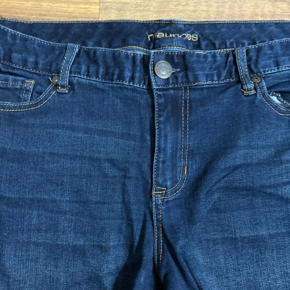 Maurices Denim Shorts Cut Off Plus Size Mid Rise Original Blue Embroidered 11/12 - Image 3 of 4