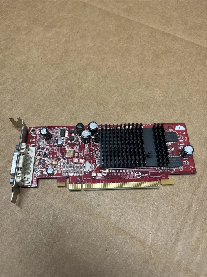 Low Profile 128MB PCI-E GRAPHICS CARD, FRU 39J9635 P/N 102A2592000, 8960 VER:200 - Image 2 of 4
