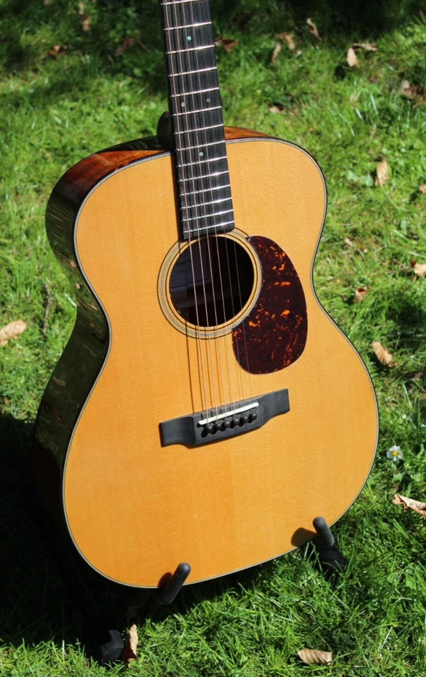 Sigma Guitars Guitar S000M-18 Mahogany Body+ Spruce Top 14 Fret EXHIBITOR - Image 2 of 4