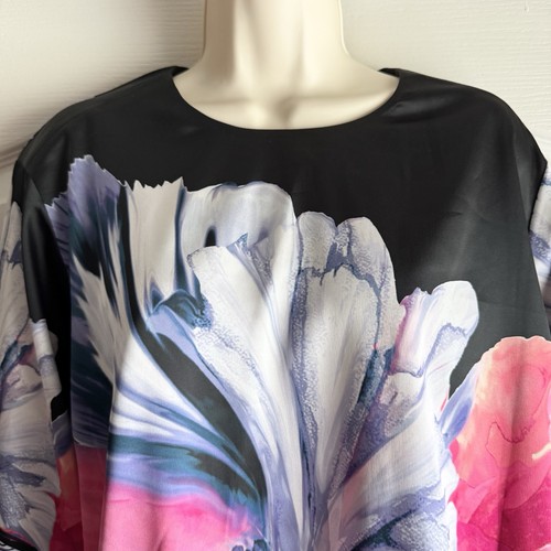 Chico’s Satin Floral 3/4 Sleeve Bubble Hem Top 2 - Picture 4 of 8