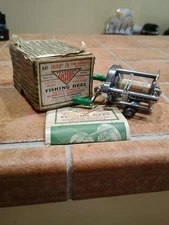 Vintage PFLUEGER AKRON No. 1893 Orig. Box GREAT CONDITION Serviced, Cleaned LOOK