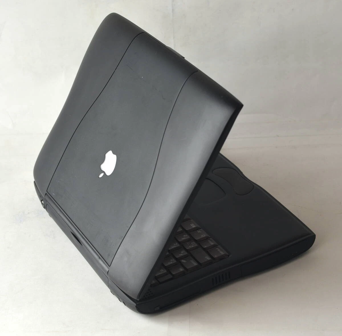 PowerBook G3 - Pismo | – End 0 — (Pismo) 2000) (“Pismo,” (MHz) Low 