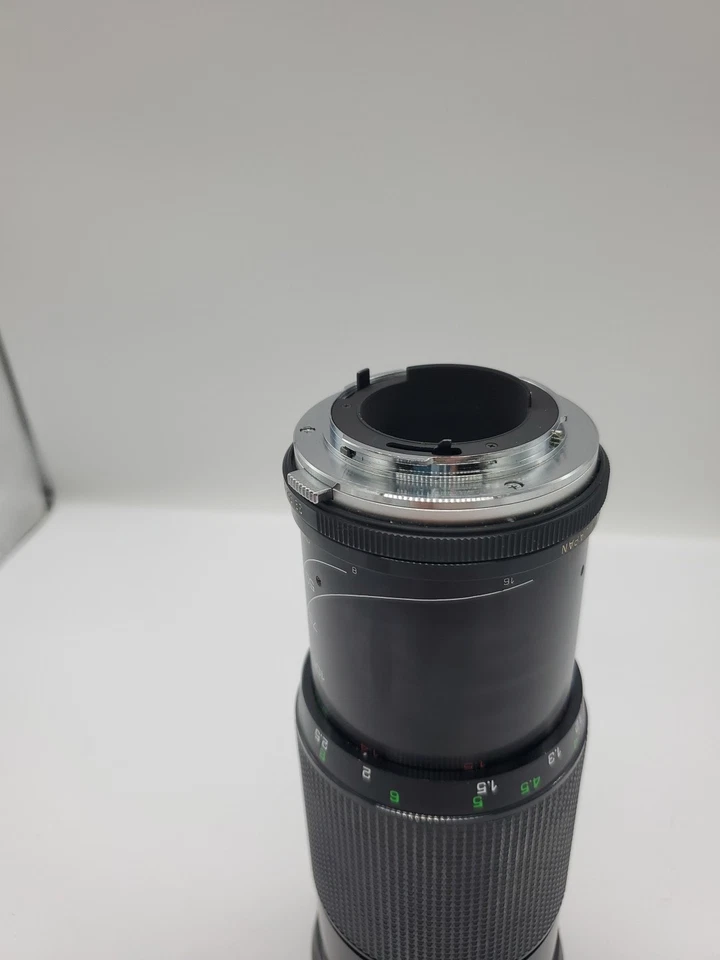 Promaster Spectrum 7 28-210mm 3.5-5.6 Tele Zoom Olympus Bayonet Mount And 72mm - Image 3 of 4