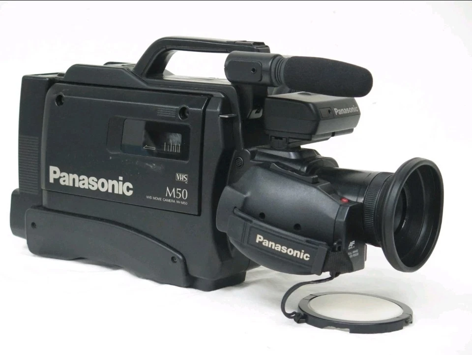 Panasonic NVM50 VHS Camera Camcorder Vintage Retro 90s in Hard Case with PSU - Image 2 of 4