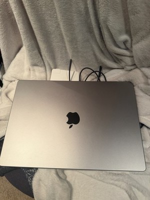 Apple MacBook Pro 16'' M2 (2023) 12-Core CPU 19-Core GPU 16GB 1TB Space Gray