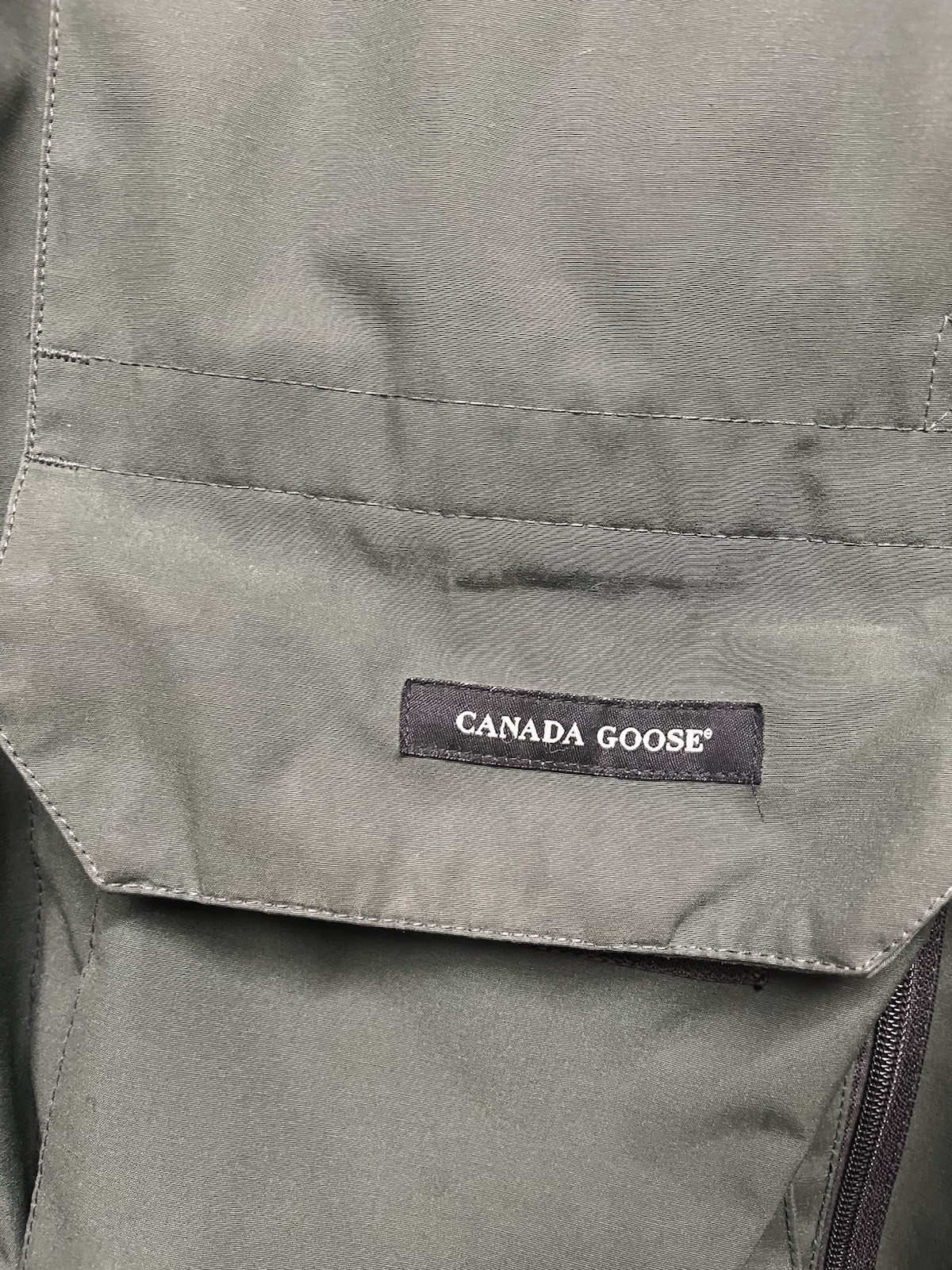 Canada Goose Men's Parka Sneakers Size XL thumbnail 3