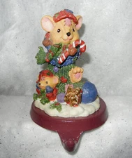 2 MICE BIGGER INSIDE STOCKING ROUND CAST IRON BASE STOCKING HANGER SOME GLITTER