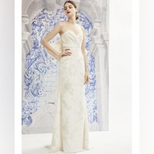 Carolina Herrera Embroidered Beaded Ivory Wedding Dress Season F19 US:10