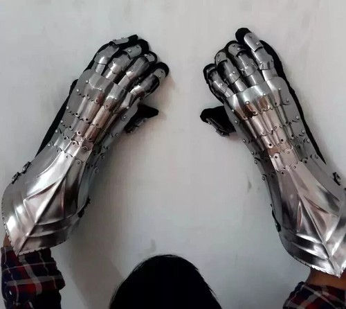 MEDIEVAL WARRIOR METAL GOTHIC KNIGHT STYLE, GAUNTLETS FUNCTIONAL ARMOR GLOVES, - Picture 4 of 4