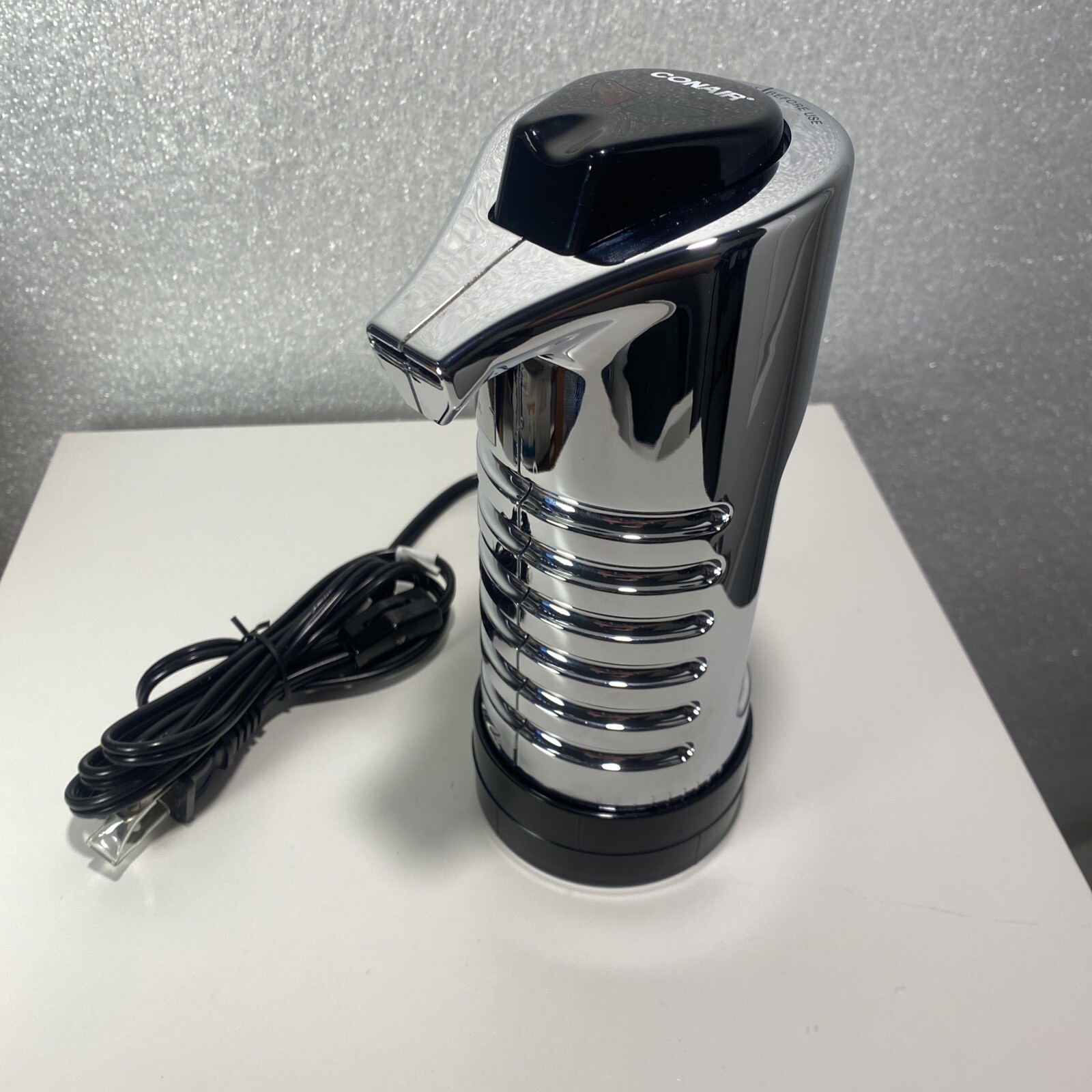 Conair Instant Hot Lather Shaving Cream Machine HLM11CH Chrome Plastic