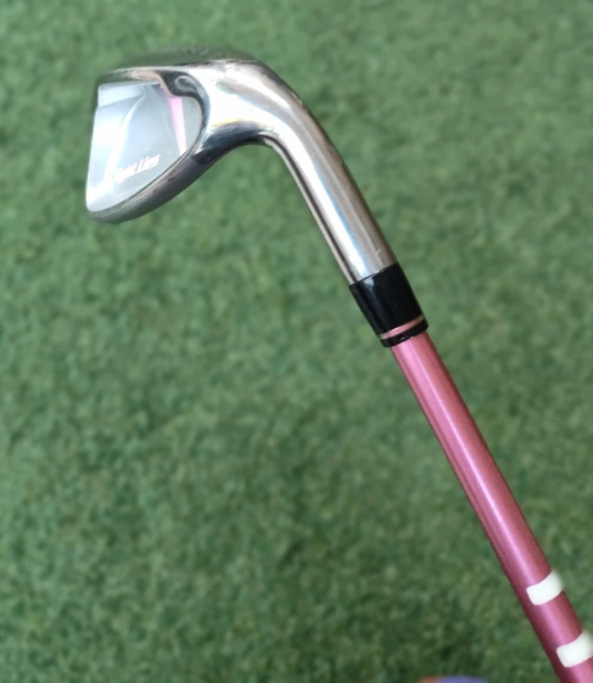 ADAMS GOLF TIGHT LIES # 9 IRON RH 36" WOMENS FLEX TRUE TEMPER GRAPHITE SHAFT - Image 3 of 4