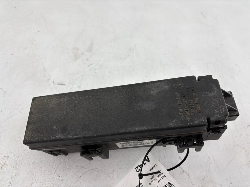 Jeep Grand Cherokee 2006 caja de relé de fusibles de motor de 3,7 L fabricante original Foto 4 de 4