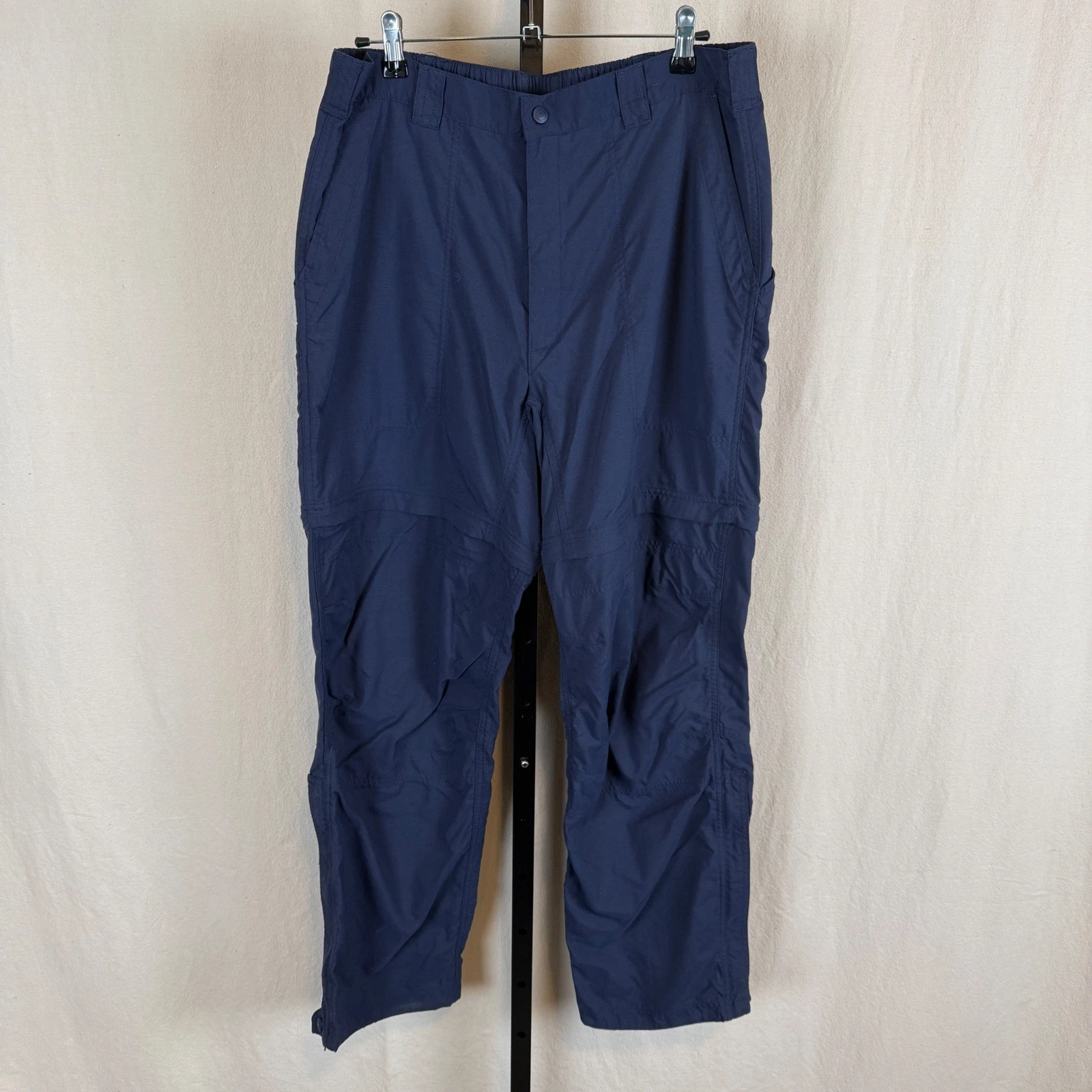 LL Bean Mens Convertible Hiking Pants Navy Blue Nylon Zip Off Cargo 38x32 AS89