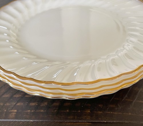 SET 4 Anchor Hocking Fire King Swirl Milk Glass DINNER PLATE 10" Gold Rim - Picture 7 of 11