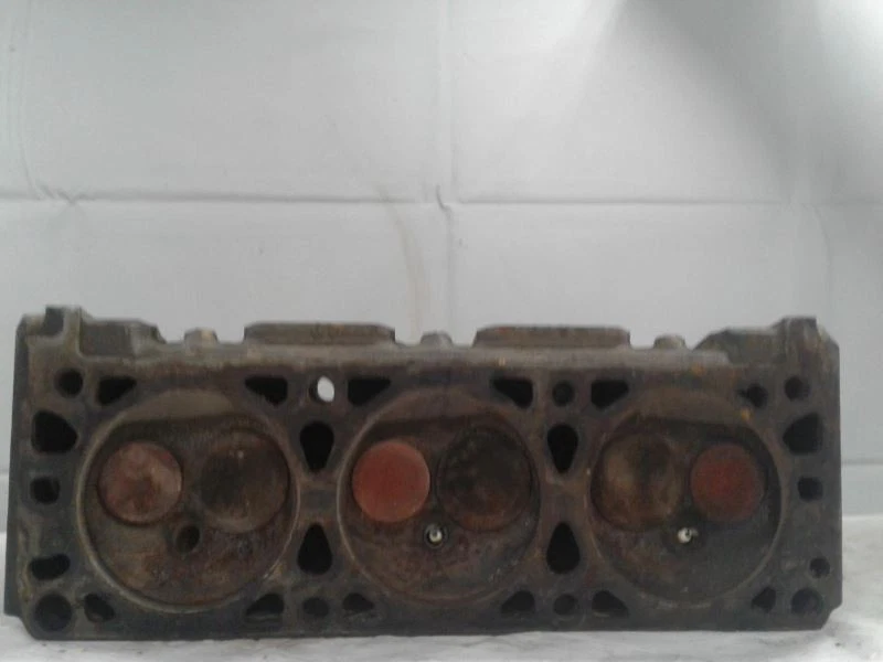 Cylinder Head 85 1985 Pontiac Firebird 2.8L V8 Only 87K Miles - Image 4 of 4