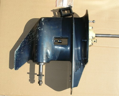 20hp 25hp 30hp Johnson Evinrude gear case lower unit (long shaft) - Picture 7 of 18