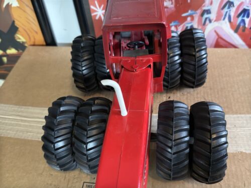 Vintage ERTL International Tractor 7488 SPECIAL Dealer Edition 1/16 with DUALS - Picture 6 of 8