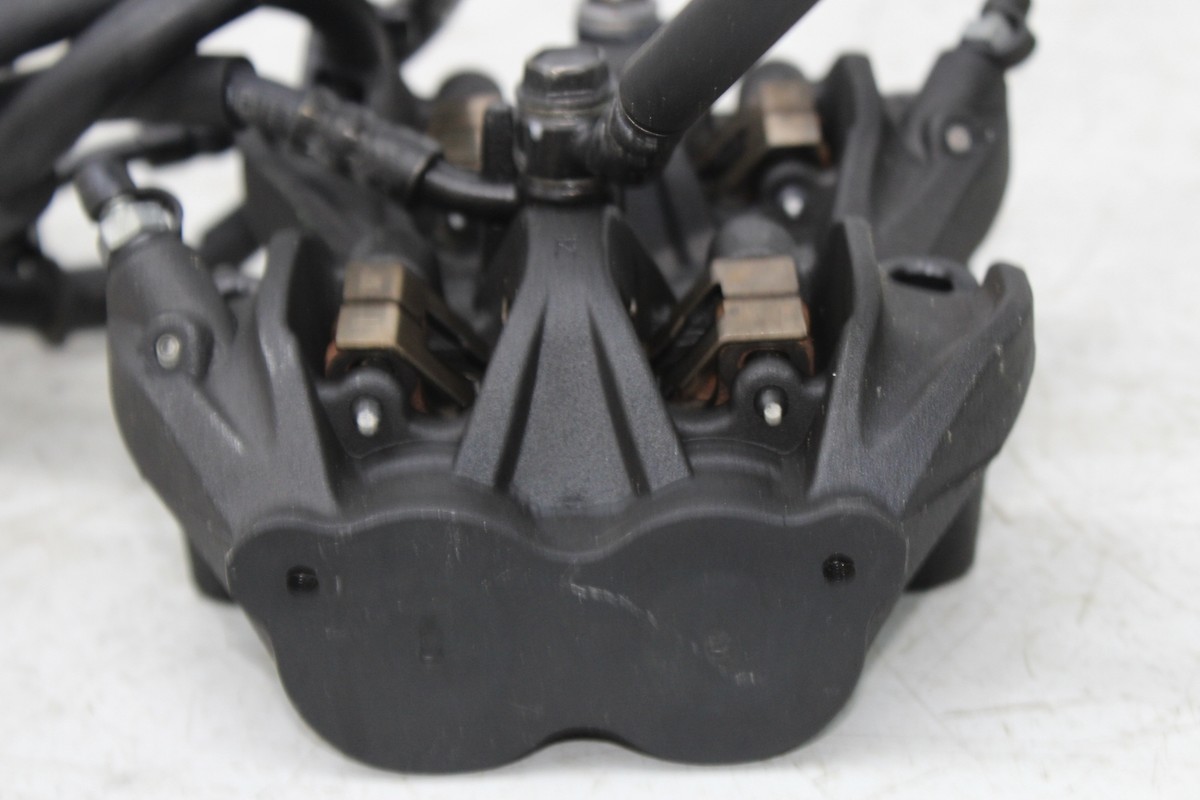 24 KAWASAKI NINJA ZX4RR RIGHT LEFT FRONT BRAKE CALIPER SET PAIR