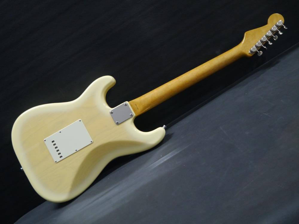 ギター Fender Japan ST62-80TX 中古】Fender Japan / ST62-80TX Matching Head Burgundy Mist