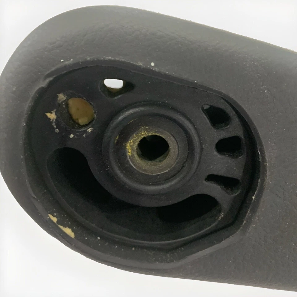 Оригинальный подлокотник переднего сиденья со стороны пассажира под правую руку для Ford Freestar 2004-2007 годов выпуска 04 05 06 07 - Изображение 3 из 4