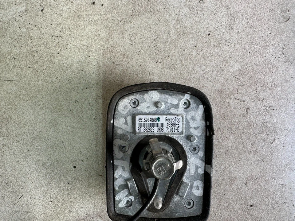 Jeep Grand Cherokee Commander 2005 2010 módulo de antena de radio satélite 05150048 Foto 4 de 4